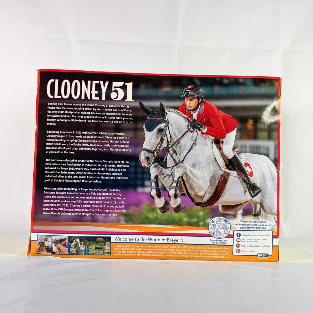 Breyer Traditional Clooney 51 Champion Show Jumper Model Horse B-TR-10040